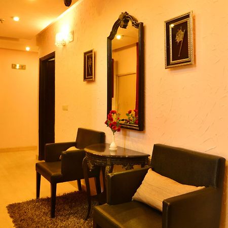 Hotel Shanti Palace West Patel Nagar Yeni Delhi Dış mekan fotoğraf